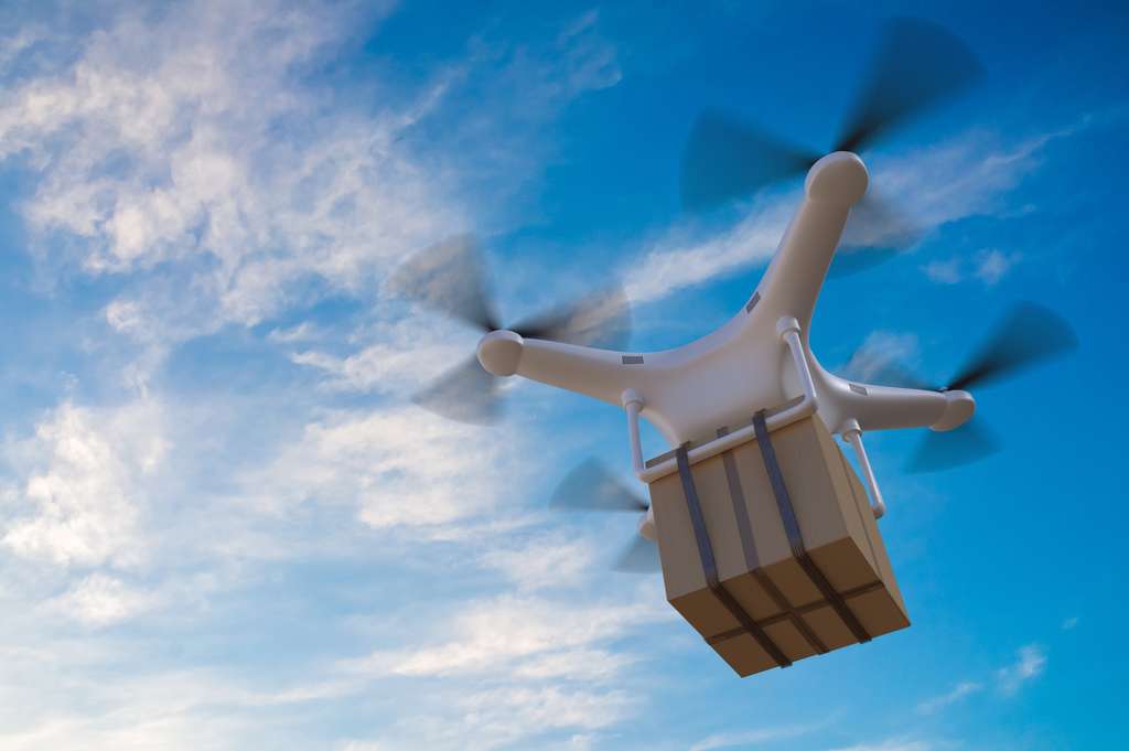 De grandes marques de distribution testent la livraison de colis par drone. © vchalup, fotolia